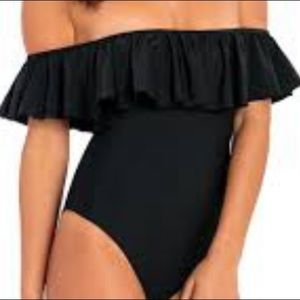 Cabana del Sol White Ruffle Swim Suit Sz. M NWT‎